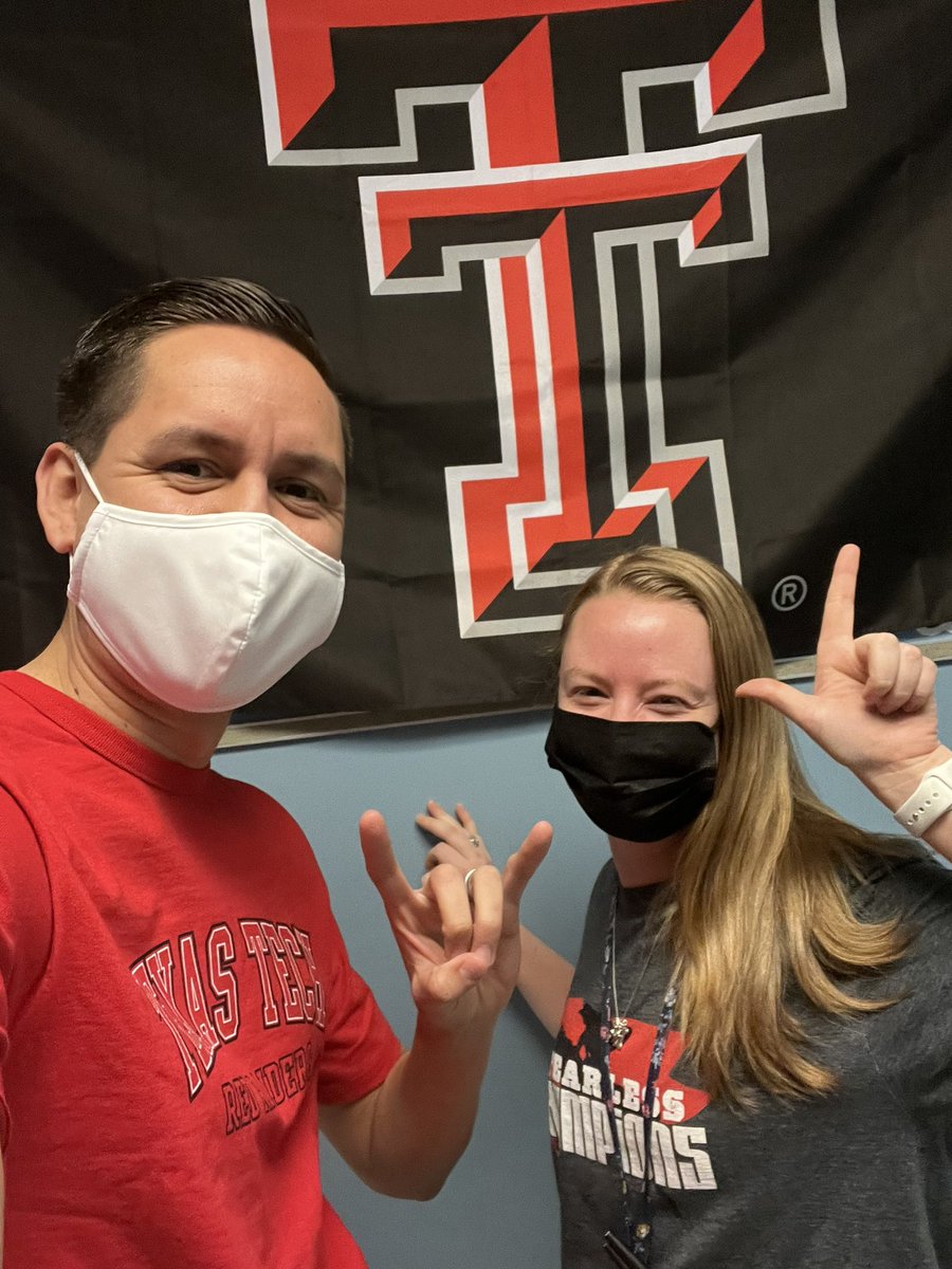 BenitoFaz's tweet photo. Every Monday, we have College Spirit Day! 

I don’t usually wear red, but if I lose a bet, I keep my word @MissLucas10 https://t.co/ucgTWrKwTb