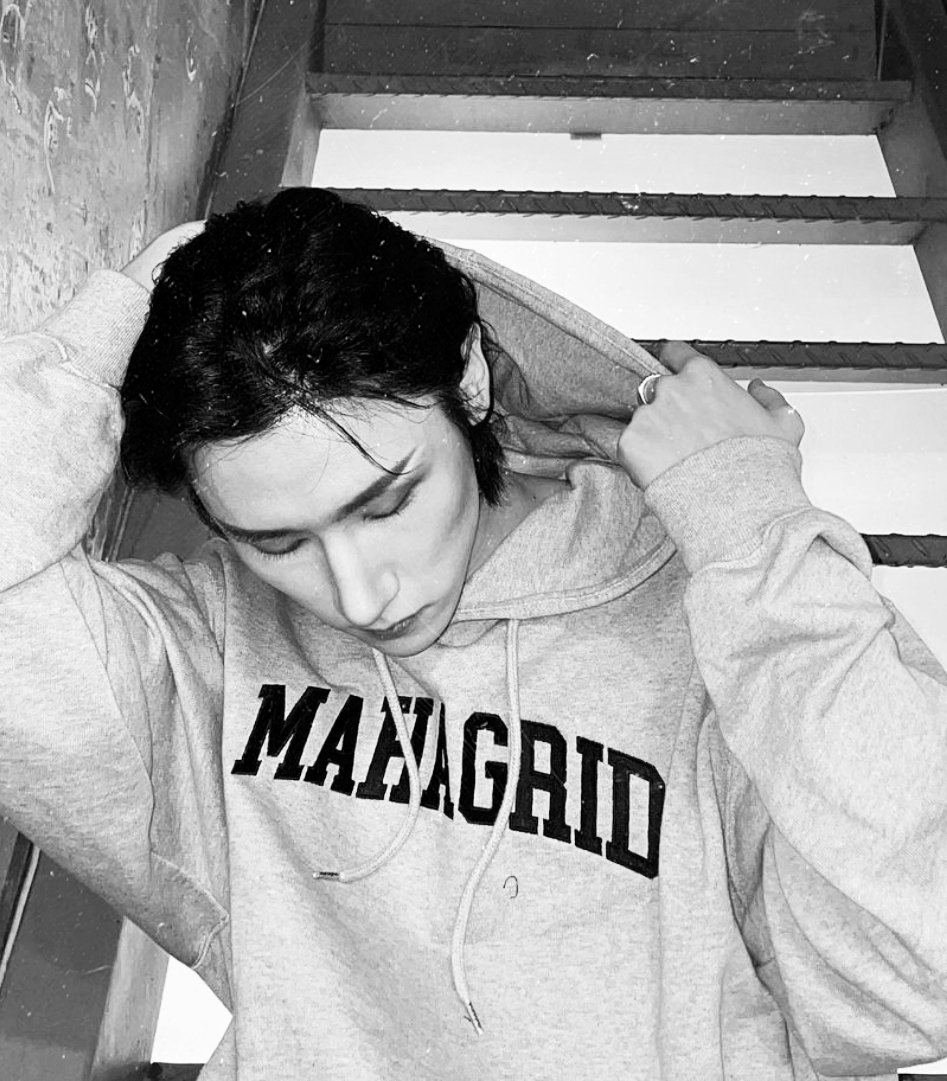 Жаль но нельзя уговорить хоть раз. Цитаты про грусть. Жаль что нельзя уговорить хоть раз часы. Жаль но нельзя уговорить хоть. Жаль но нельзя уговорить хоть.