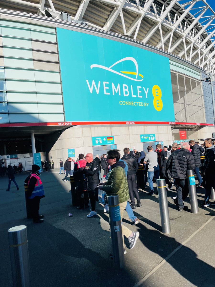 Nationwide_Sec's tweet photo. Our Security Teams and Safety Stewards were in place yesterday supporting @wembleystadium for the #CarabaoCup Final!

We were based around #WembleyStadium welcoming and providing assistance to supporters from @ChelseaFC and @LFC 

#security #safety #eventsecurity #stadiumsecurity https://t.co/Vja4uEZWux