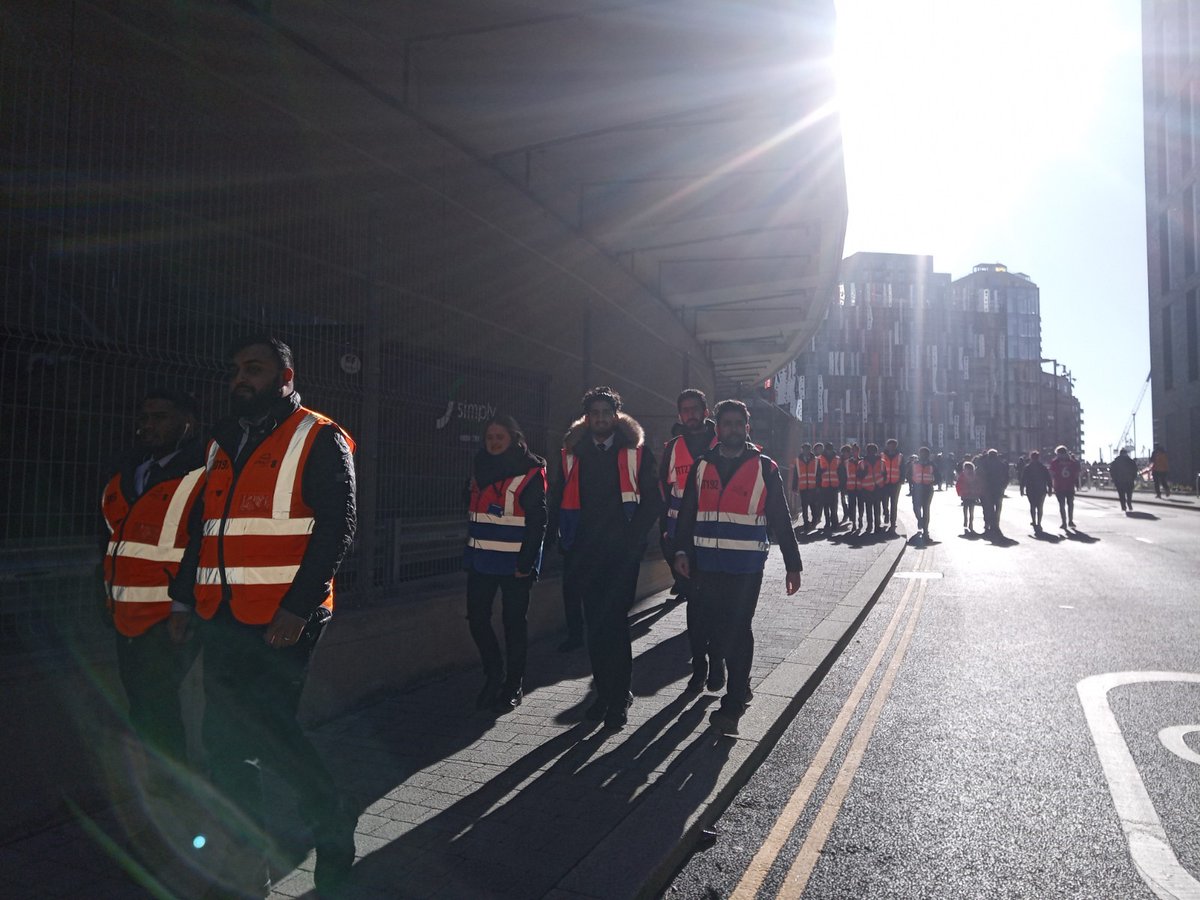 Nationwide_Sec's tweet photo. Our Security Teams and Safety Stewards were in place yesterday supporting @wembleystadium for the #CarabaoCup Final!

We were based around #WembleyStadium welcoming and providing assistance to supporters from @ChelseaFC and @LFC 

#security #safety #eventsecurity #stadiumsecurity https://t.co/Vja4uEZWux