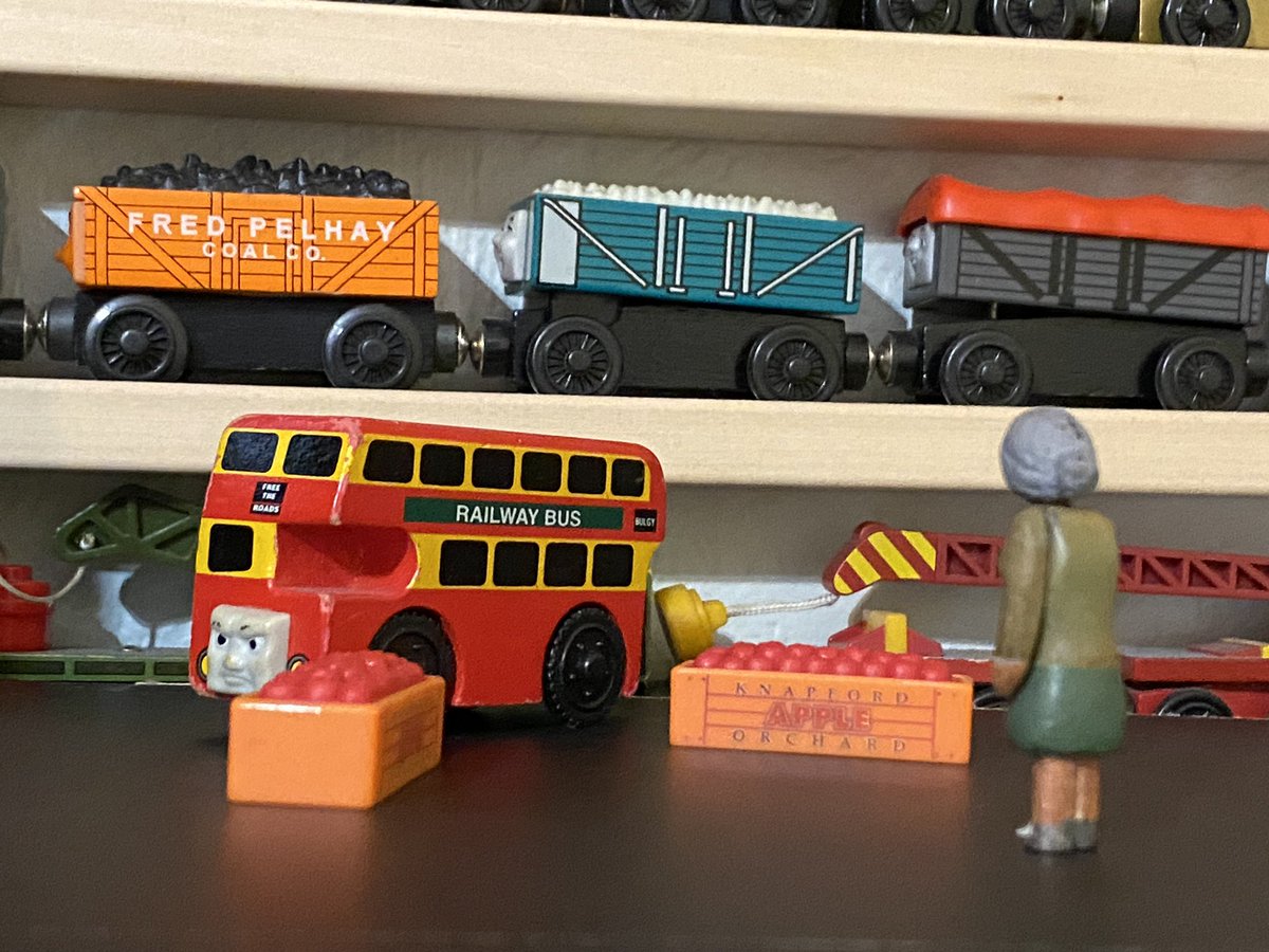 ThomasFan01's tweet photo. Very excited to have this esteemed piece in my collection, “Rosa” will be in good hands from here on out. #freetheroads https://t.co/rVhA7otWwK