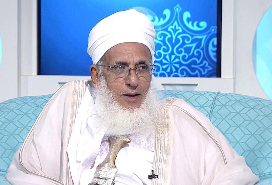 ما حكم من أنكر المعراج؟
من أنكر الإسراء فإنكاره للإسراء يعتبر ردة عن الإسلام،أما من أنكر المعراج فإنكاره للمعراج إنما يعتبر فسوقاً،ولكن مع هذا كله نقول إن تأوّل المعراج بأنه عروج بالروح فإنه لا يفضي به الأمر إلى أن يقال بأنه فاسق والله أعلم

العلامة أحمد الخليلي
#الإسراء_والمعراج