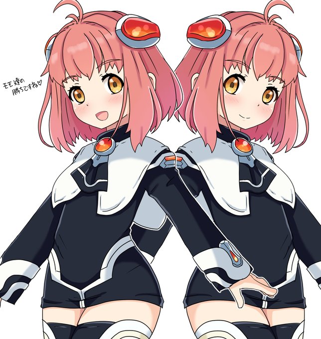 一応M.O.M.O.ちゃんの足まで描いてたり表情違いも描いてた✨ 