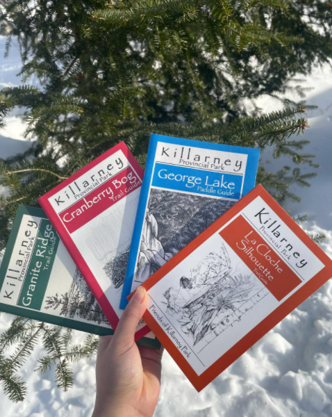 FofKillarneyP's tweet photo. Check out all of our different guide books! You could grab a few for yourself at our Outpost store or place your order at our online store with a shipping option and in-park pickup.

Link for our online store: https://t.co/fH3N4pQAXC https://t.co/2b772NBpZ4