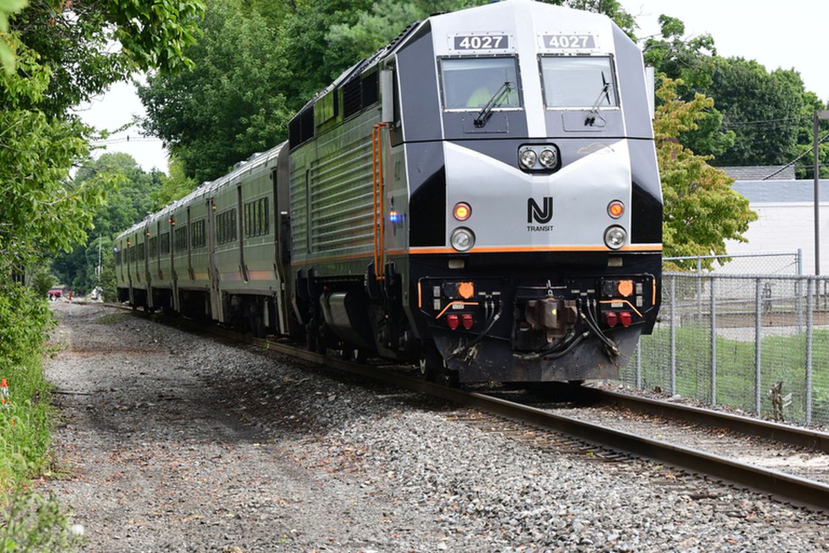 njdotcom's tweet photo. Man struck and killed by NJ Transit train in Somerset County is ID’d https://t.co/YuqTDHOgBp https://t.co/0hGnVb2YSI