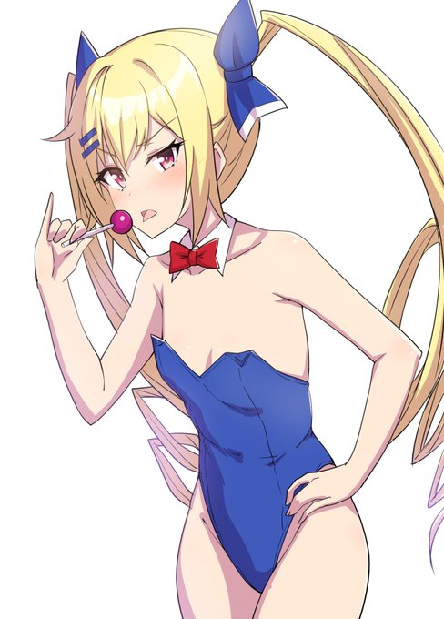 バニーを着ろ高坂椿
着ろ着ろバニーを高坂椿 