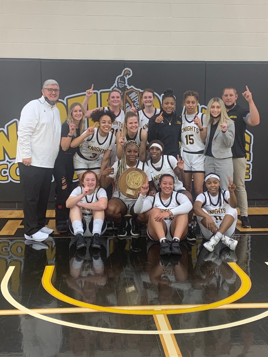 npccwbb's tweet photo. Still thinking of that Saturday vibe…
✂️✂️✂️ #KnightFamily https://t.co/mX1sDoqKU0