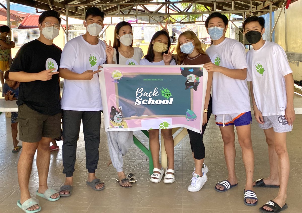 copiecks's tweet photo. We understand how difficult it is to be a student without basic essentials, which is why we teamed up with our co-shiba family members to make this happen. @kellyNFT2 @KeejiV @nft_krl @LFG_Oreo @Bolt_City @moonlightbbnft https://t.co/RXgvcwI13y