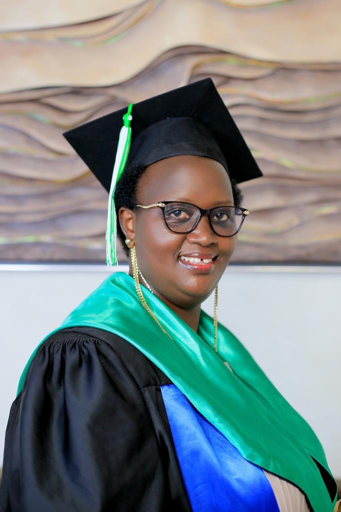 RCKulambiro2021's tweet photo. Our very own Rtn. Mary Kansiime graduated with an Executive Master degree from ESAMI MBA &amp; her topic for her master's thesis was,"Impact of balanced scorecard on employee performance". She is available to offer training &amp; Sensitisation on the balanced score technique as a https://t.co/kTVdFmAtaD