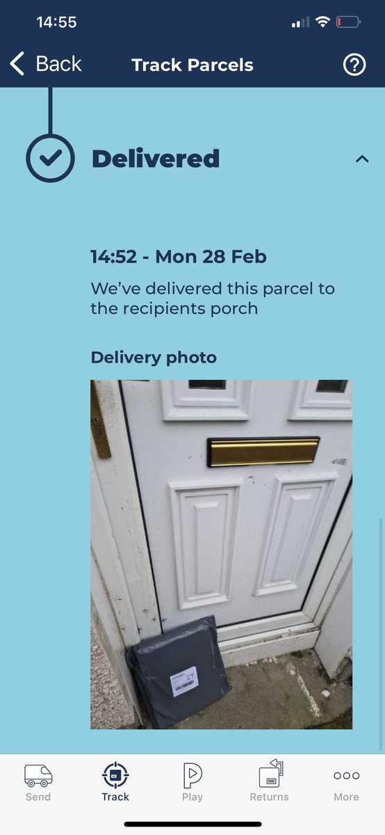 Jobaby1888's tweet photo. @Hermesparcels just had notification of my delivery I’ve been waiting on. This is not my door. Tried contacting customer service but like everyone else have had no help. https://t.co/qZACsftKAA