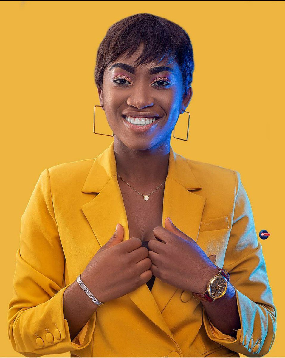 motion19store's tweet photo. No Matter what you're going through... Keep The Smile
Portrait of the week @44pictures1 Muse: @ayukrebe IG
#portraitoftheweek #portraitphotography
#motion19 #feelfreetocreate https://t.co/bjQRWg4EBH
