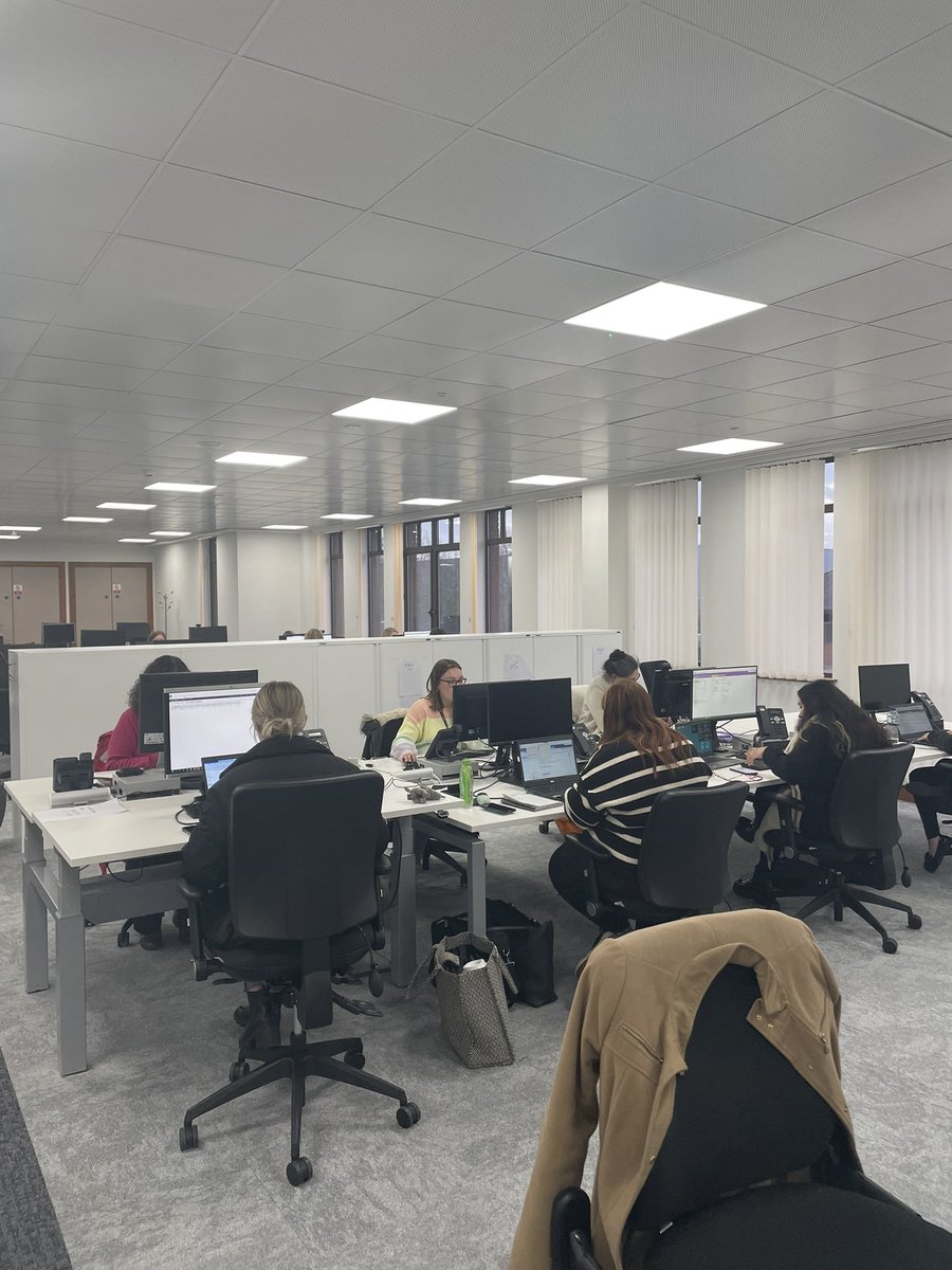 palmerja's tweet image. Wonderful to be collaborating with colleagues back at Farnham House after the incredible refurbishment @hertscc