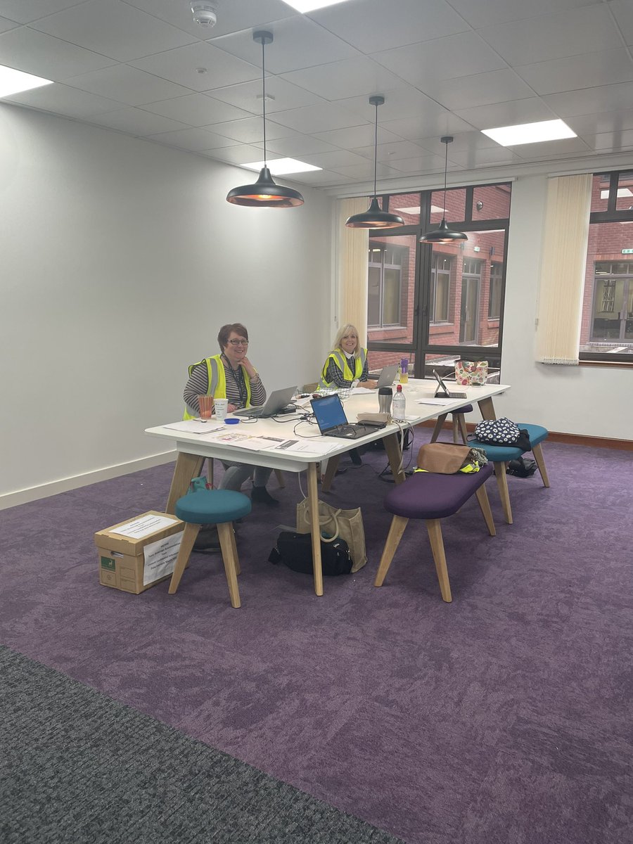 palmerja's tweet image. Wonderful to be collaborating with colleagues back at Farnham House after the incredible refurbishment @hertscc