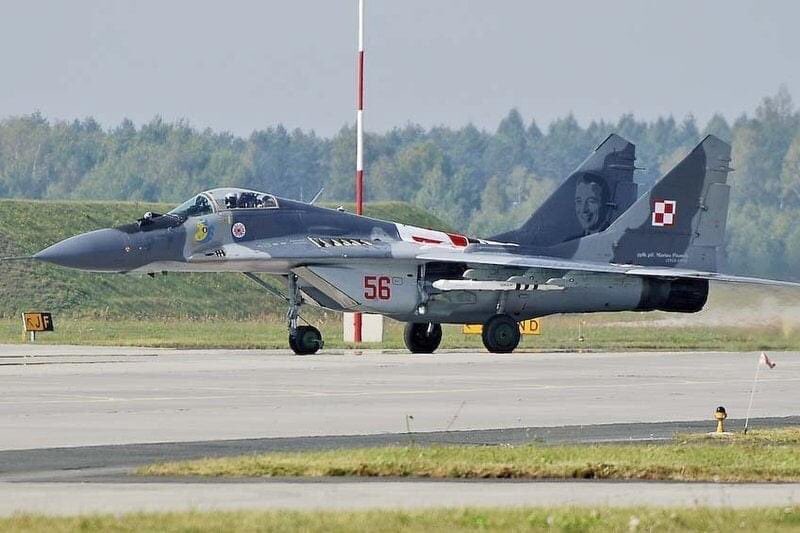 volodarskijo's tweet photo. Нам передають літаки:
Болгарія (Міг-29) - 16 шт
Болгарія (Су-25) - 14 шт
Польща (Міг-29) - 28 шт
Словаччина (Міг-29) - 12 шт
У разі потреби, вони зможуть базуватись на польських аеродромах  з яких українські пілоти виконуватимуть бойові завдання. https://t.co/ZxRrsB6sRW