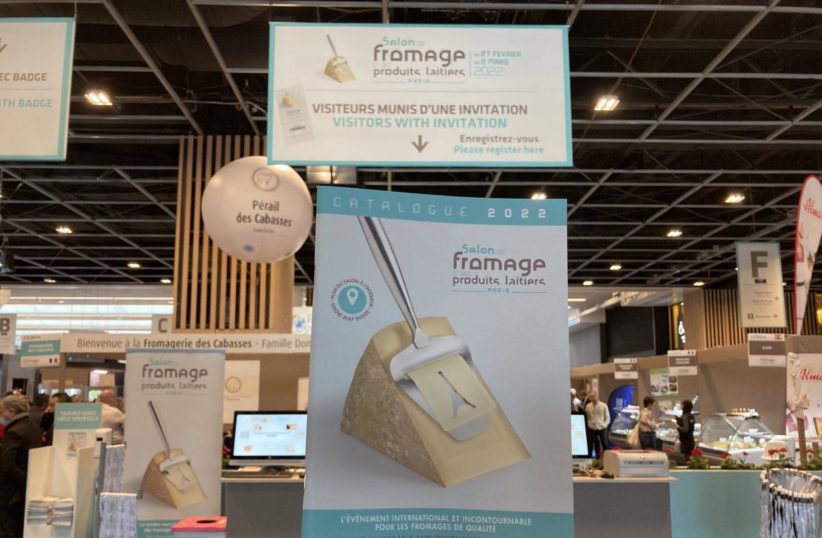 groupe_lactalis's tweet photo. En direct du Salon du Fromage &amp; des Produits Laitiers 🧀 qui se déroule actuellement au #SIA2022 ! Avec ses 28 #AOP 🇫🇷, le Groupe est un acteur majeur, engagé et au service du savoir-faire fromager français. https://t.co/TeNN96OTsw