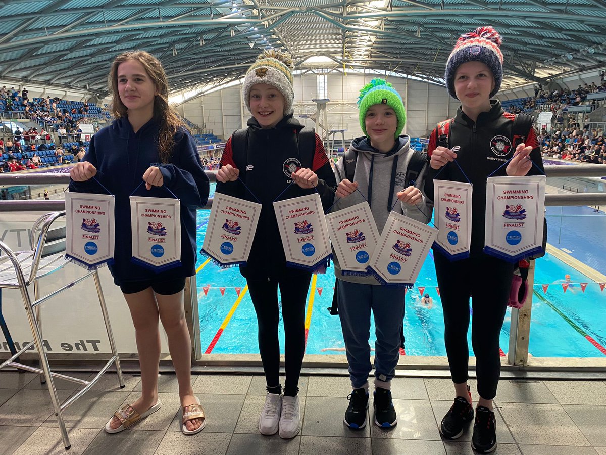 ChrisGoddard75's tweet photo. Very proud of these girls, Jess, Lexie, Phoebe &amp; Darcy. They swam brilliantly to qualify in both finals at the Yorkshire Championship Team Relays. @DartesDoncaster @DVSwimmingClub 

Final results 

200m freestyle 2:09.89 4th
200m medley 2:30.33 5th https://t.co/8wvqqukomP