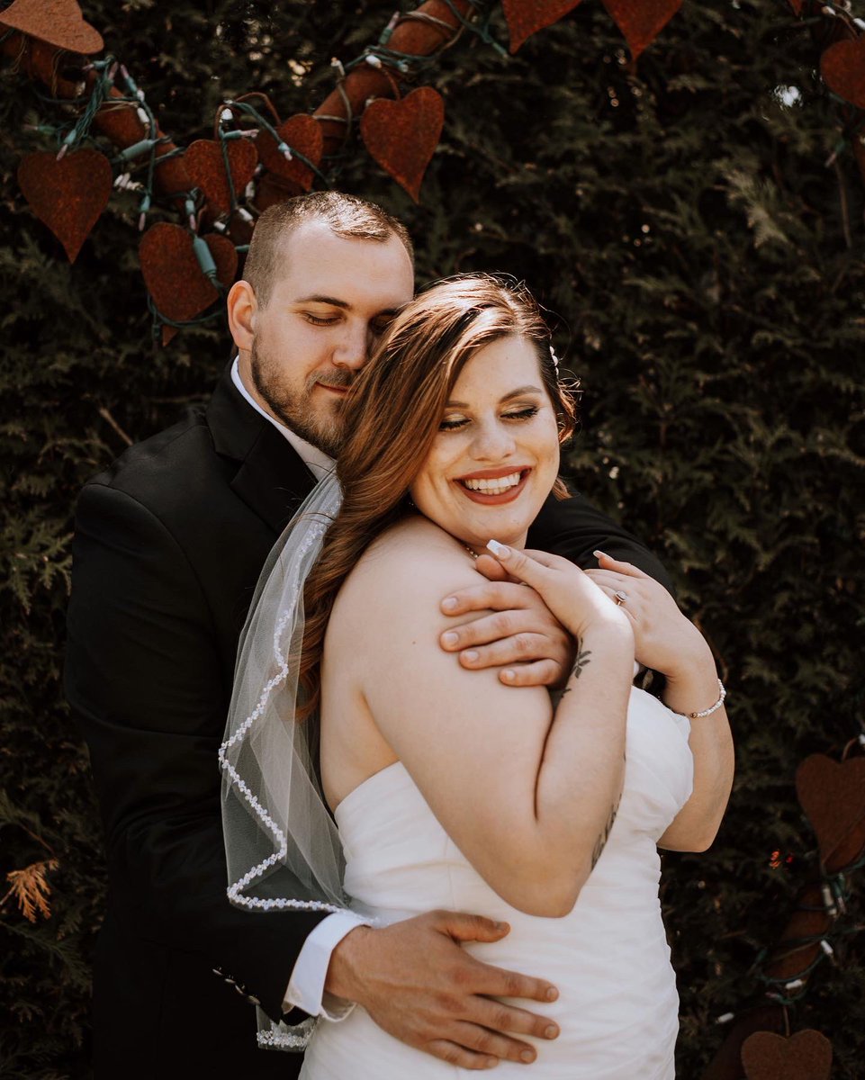 GBofbeauty's tweet image. Obsessed 😍

#makeuplooks #makeupartist #bridal #bridalmakeup #airbrush #michiganmakeupartist