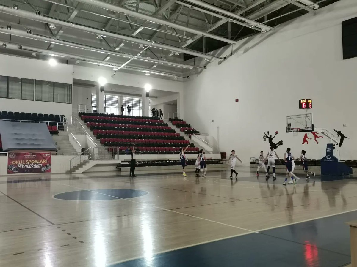 GSB_Usak's tweet photo. Okul Sporları Yıldızlar Basketbol Kızlar(Kalfa Spor Salonu) ve Erkekler (Yeni Spor Salonu) Grup müsabakaları bugün ilimizde oynanmaya başladı.⛹️‍♀️🏀⛹️‍♂️Tüm takımlarımıza başarılar diler sporseverleri maçları izlemeye bekliyoruz 🤗
@gencliksporbak 
@kasapoglu https://t.co/abCykXngfV