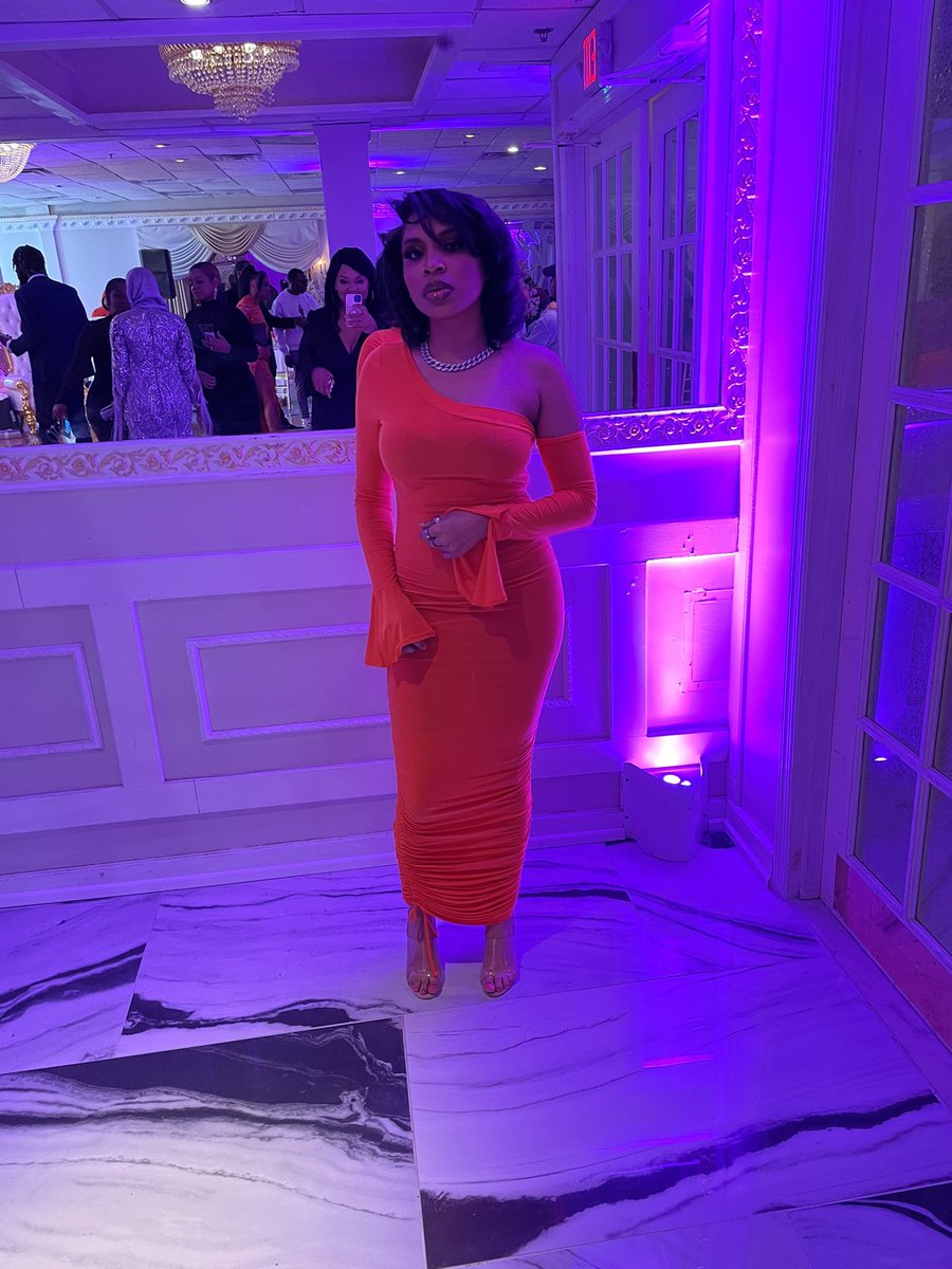 Bria’s gala ❤️ #orangedress 🙈