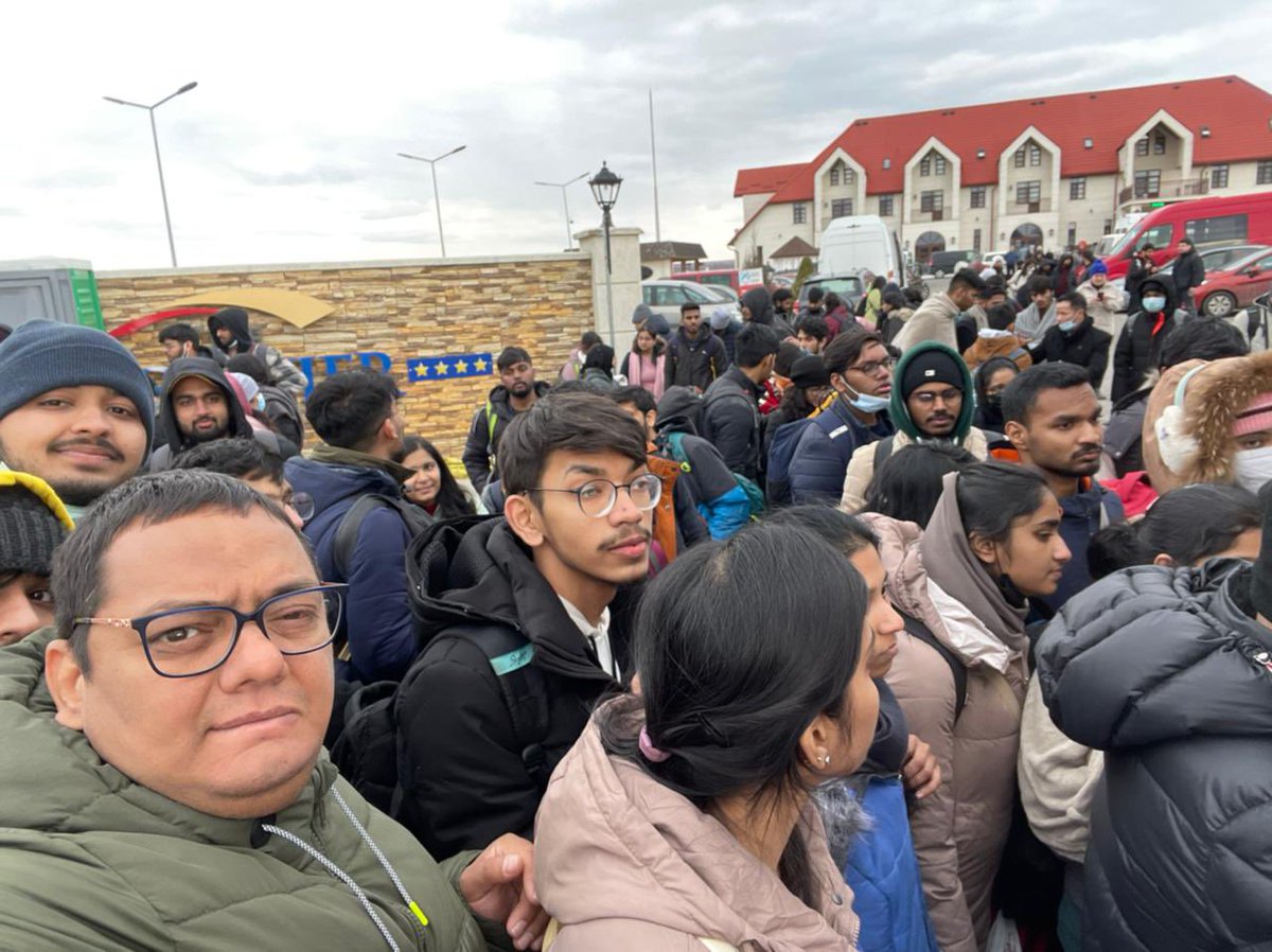 sudhirhp's tweet photo. Dr.Sunil Sharma from Himachal,
Former President, Indian Students Society, Advisor to Chancellor Bukovinian State Medical University has been on Ukrainian border since day one helping students. We salute your allegiance. https://t.co/O3EGDG7DWC