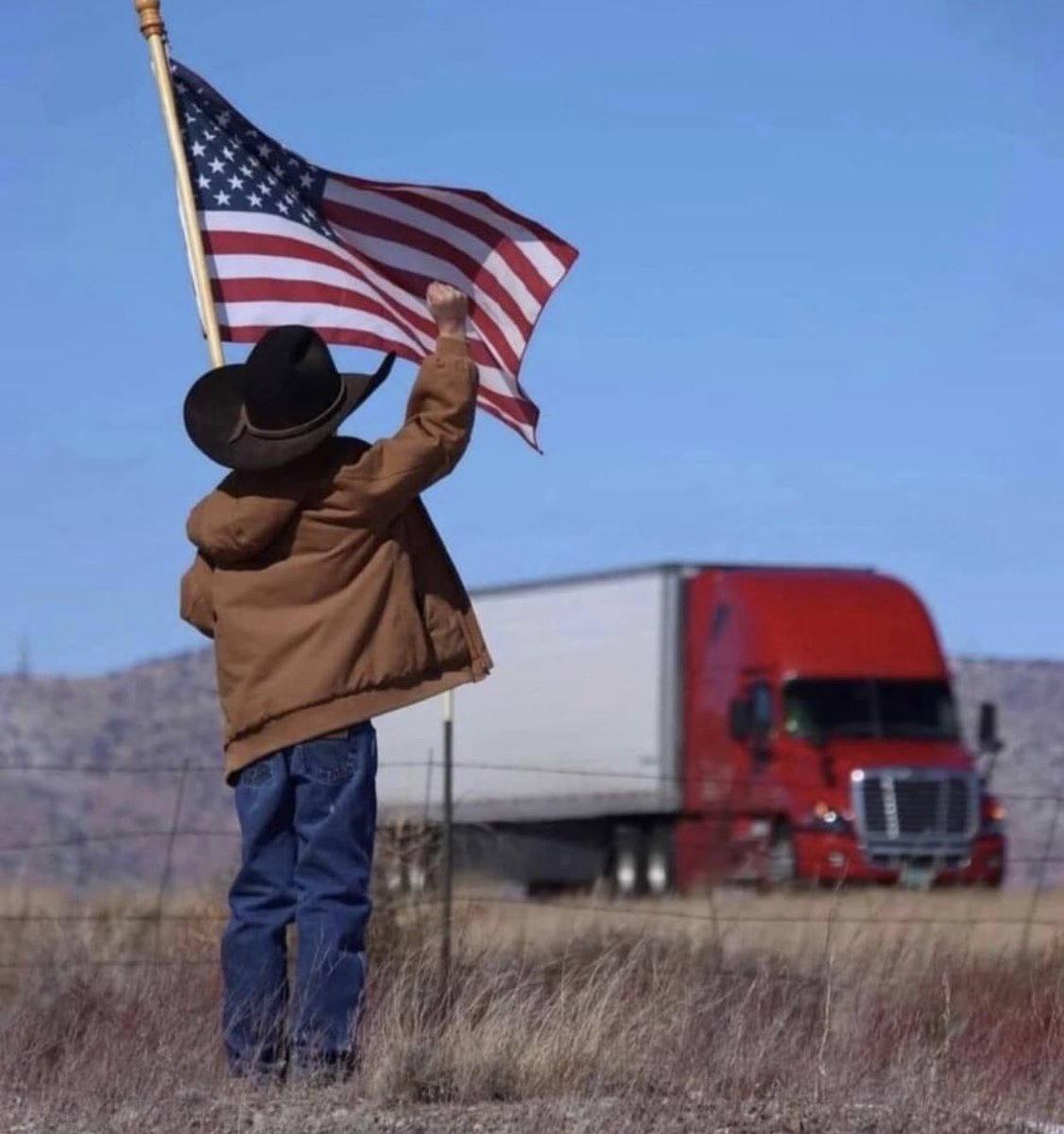 UNRGCorp's tweet photo. God Bless America! https://t.co/bxOw3irLOn