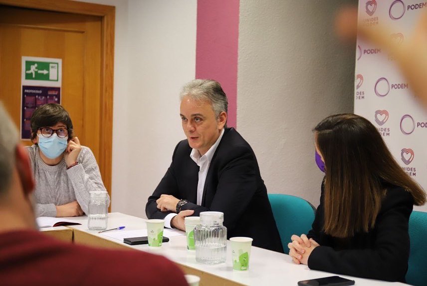Pauetevilo's tweet photo. Les coses quan pasen en casa sempre son especials, i hui ha passat.
Hem rebut a @ionebelarra i a @MazelLilith a la Ciutat de València, on ens em reunit amb @Hector_Illueca_ i tot l’equip de @pilar_lima per parlar de reptes de present i horitzons per al futur.
#Creixer https://t.co/CfkQSpUdQT