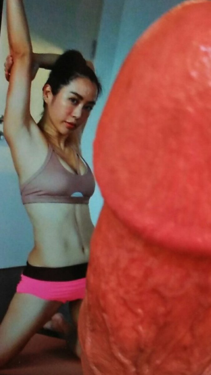 dEqbRfzFtNUHRwq's tweet photo. รู้อยู่ว่าเป็นดาราสลิ่ม ไม่ค่อยลงเรือกับเสี่ยให้เห็นส่วนมากแนวออกกำลังกายโชว์หุ่น ก็สวยน่าเย็ดดี อือ #ชักว่าว #ชักว่าวน้ําแตก  💦💦💦💦💦 https://t.co/CLyBLUN5s8