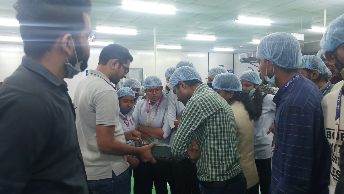 LtdRenon's tweet photo. This #NationalScienceDay, Renon India promises to spread awareness in the field of clean energy as we continue to inspire young minds to use science and technology to the best of their abilities.🌳👩‍🔬👨‍🔬🔋

#RenonIndia #NationalScienceDay #UkaTarsadiaUniversity #BatteryTechnology https://t.co/zwVrTOC0er