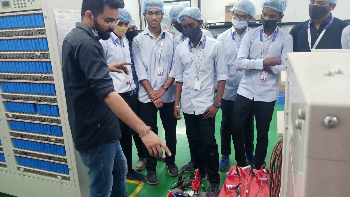LtdRenon's tweet photo. This #NationalScienceDay, Renon India promises to spread awareness in the field of clean energy as we continue to inspire young minds to use science and technology to the best of their abilities.🌳👩‍🔬👨‍🔬🔋

#RenonIndia #NationalScienceDay #UkaTarsadiaUniversity #BatteryTechnology https://t.co/zwVrTOC0er