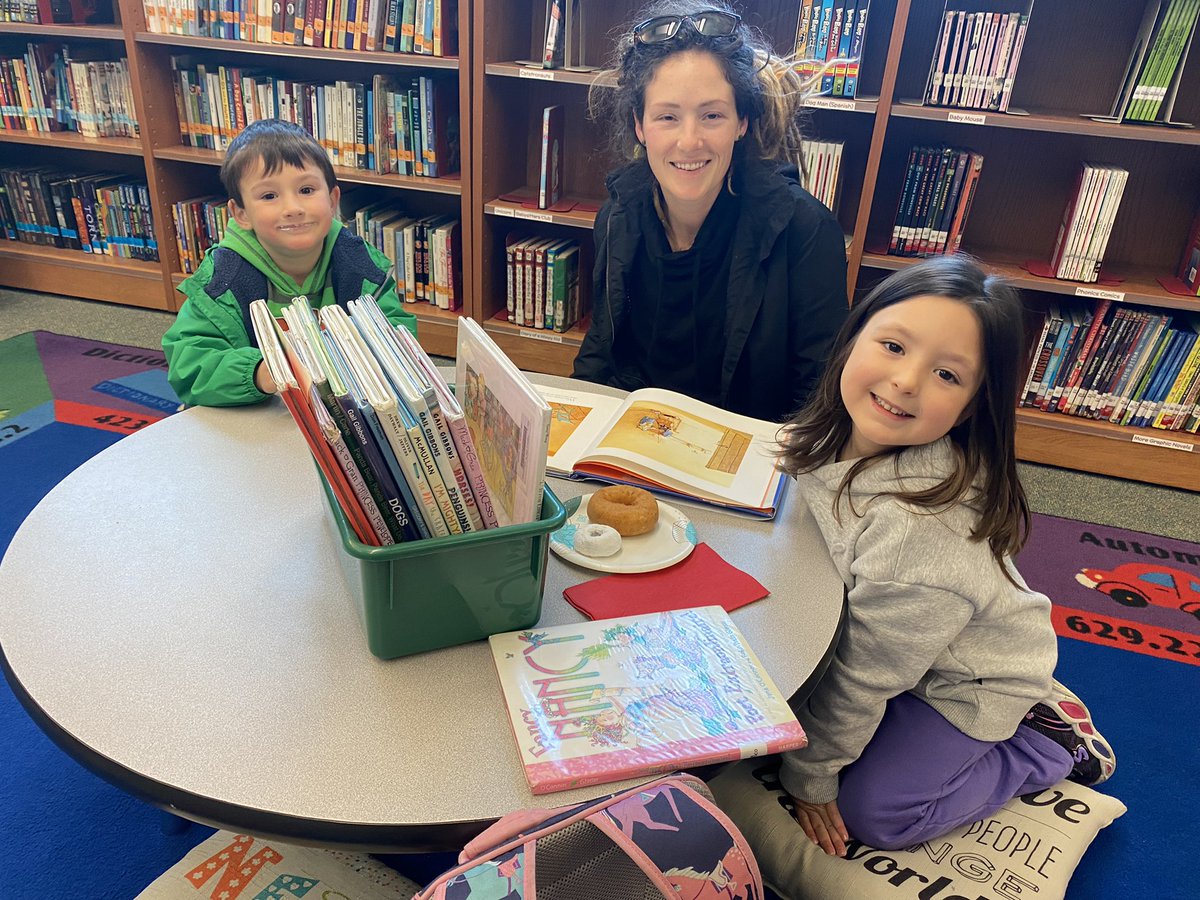 Rodgers_Reads's tweet photo. Celebrating the joy of reading this week each morning in the @WinterParkElem Media Center. Happy Read Across America Week! See you tomorrow, F-J families! 🍩📖 https://t.co/fAlKtSmrjc