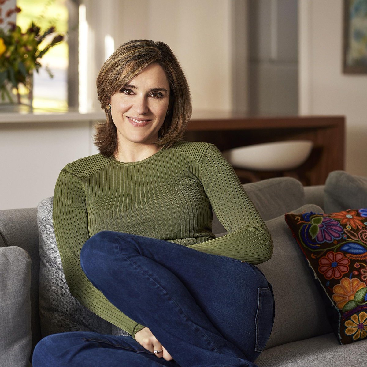 CBSWatch's tweet photo. As @margbrennan marks her fourth anniversary as @FaceTheNation’s moderator, she opens up about work, family, and the preparation-meets-opportunity approach. 

Read more of this exclusive interview here: https://t.co/6duovPu6C0

#CBSWatch #MargaretBrennan #Paramount #FaceTheNation https://t.co/GJrFdHaKdh
