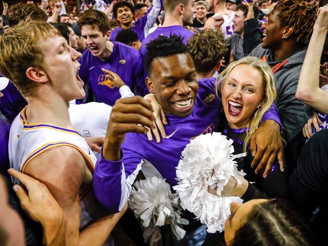 Heading into the week like 🤩 #MVChoops #MVCchamps
