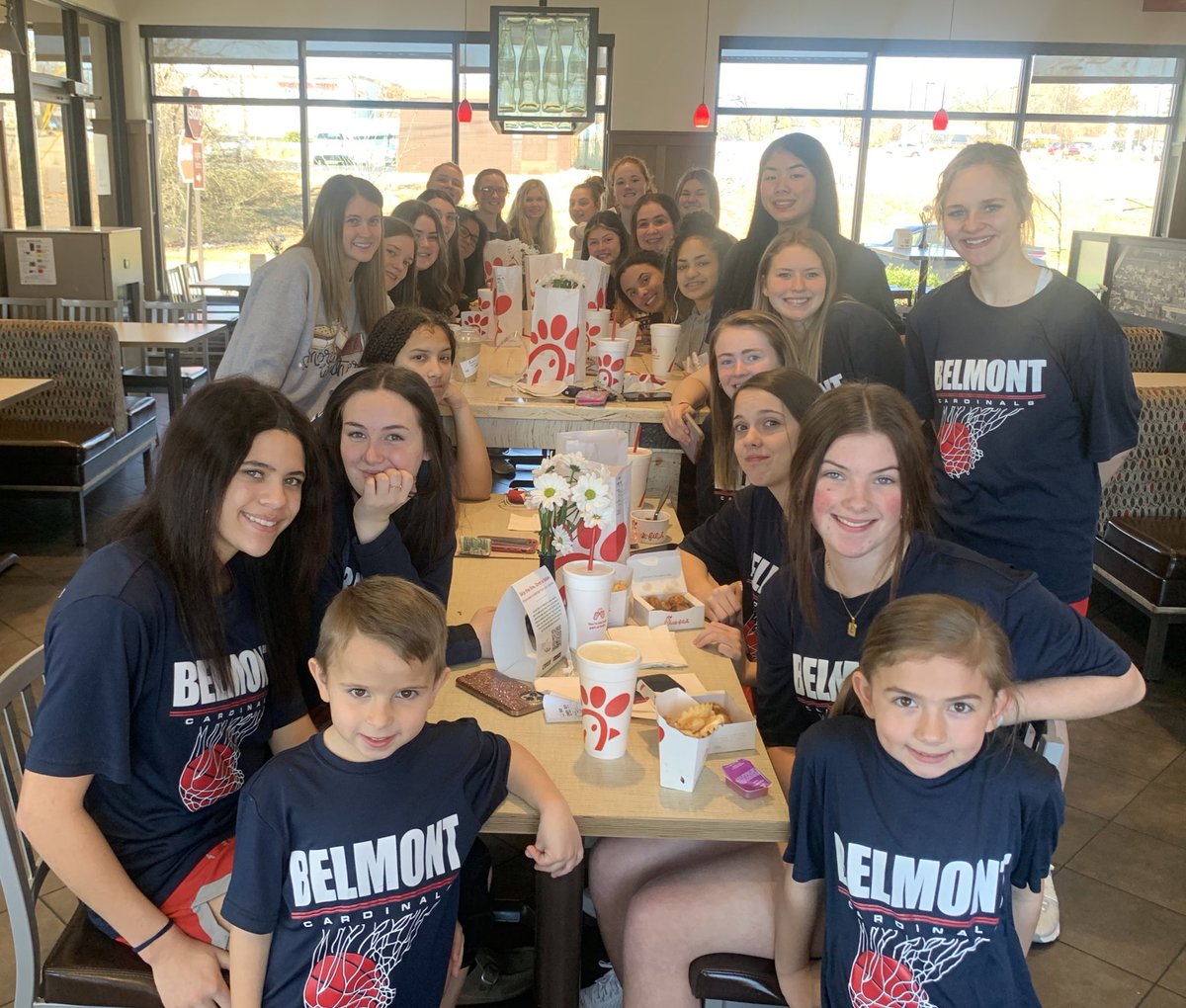 BHS_LadyCards's tweet photo. Thanks to First American National Bank for providing our meal at Chick-fil-A today! #made2win https://t.co/ajywDevU8n