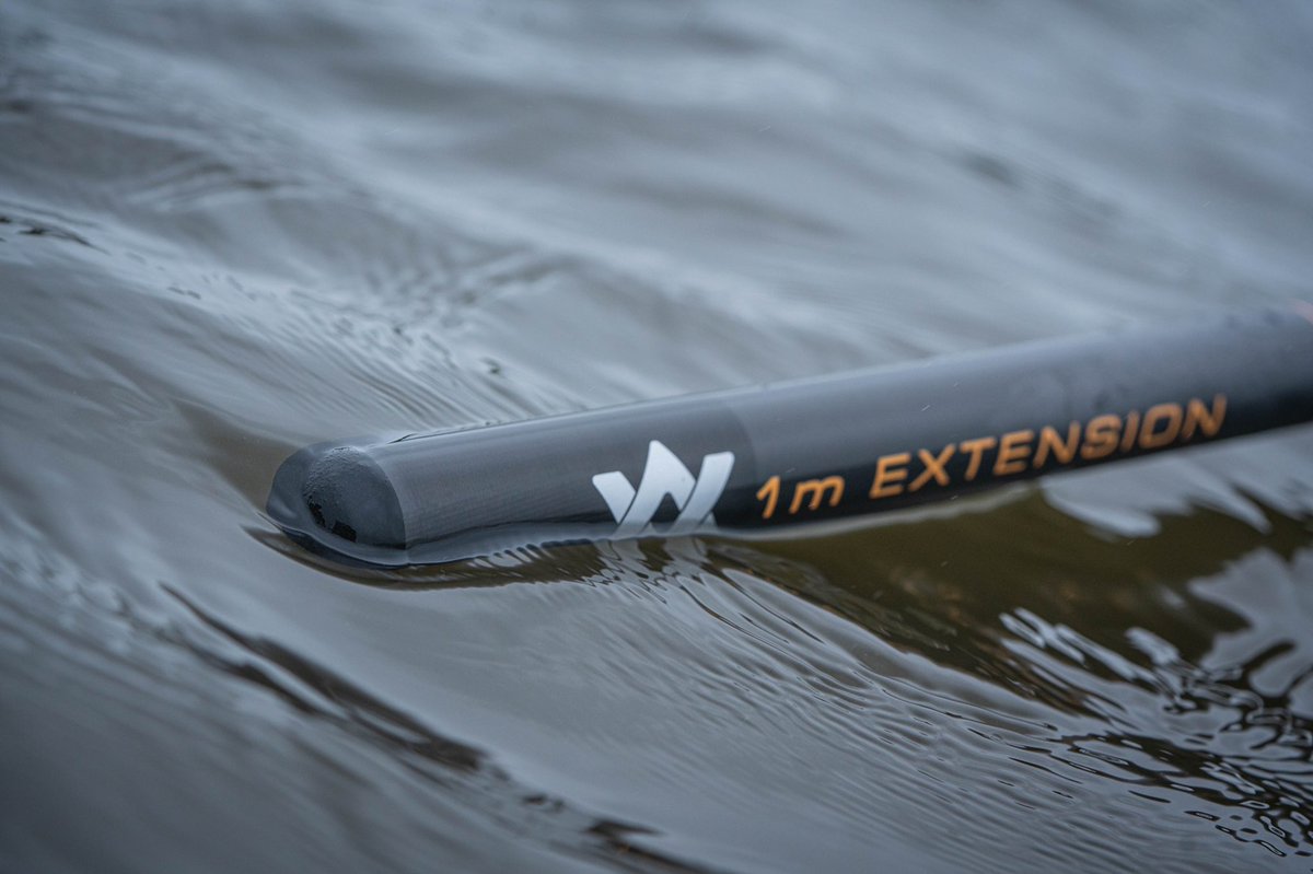TackleGuru's tweet photo. 🔥CAN YOU HANDLE THIS?🔥 The Aventus 4m + 1m extension, is designed to be SUPER high performance! Customisable length to suit whatever venue you encounter. Built with the highest grade of Carbon, making this landing net supremely strong and ultra lightweight too!🪶 #outnow #guru https://t.co/kbmGHSSTZY
