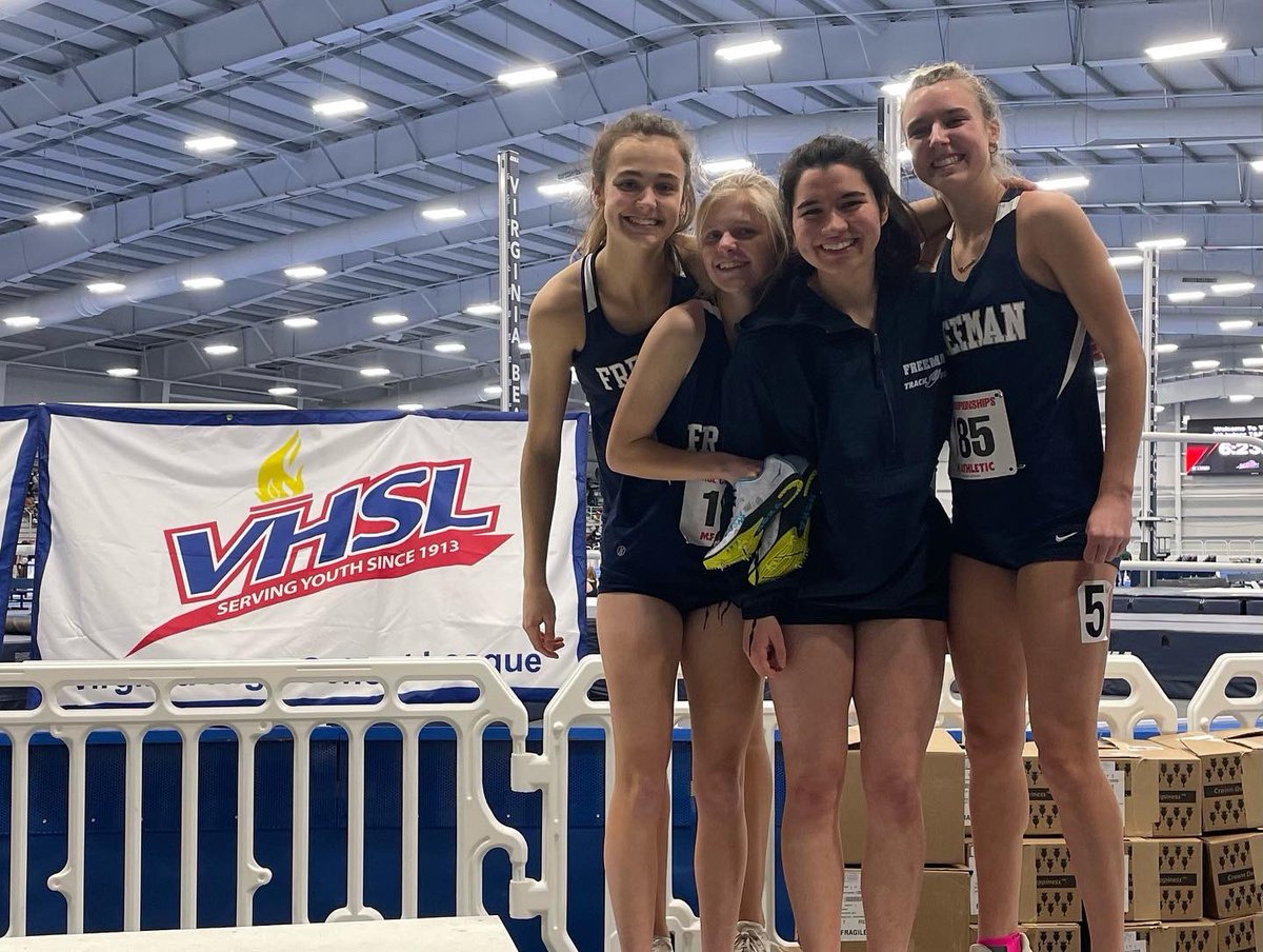 JEMRob5's tweet image. Congrats to this fast group from Freeman for placing 4th at the VHSL Class 5 Indoor Track State Championships! Angelia Ellen, Ellie Grace Robinson, Julia Pellei, Merrick Mock
@DSFAthletics @DSFMrMarshall @elliegracerobi1