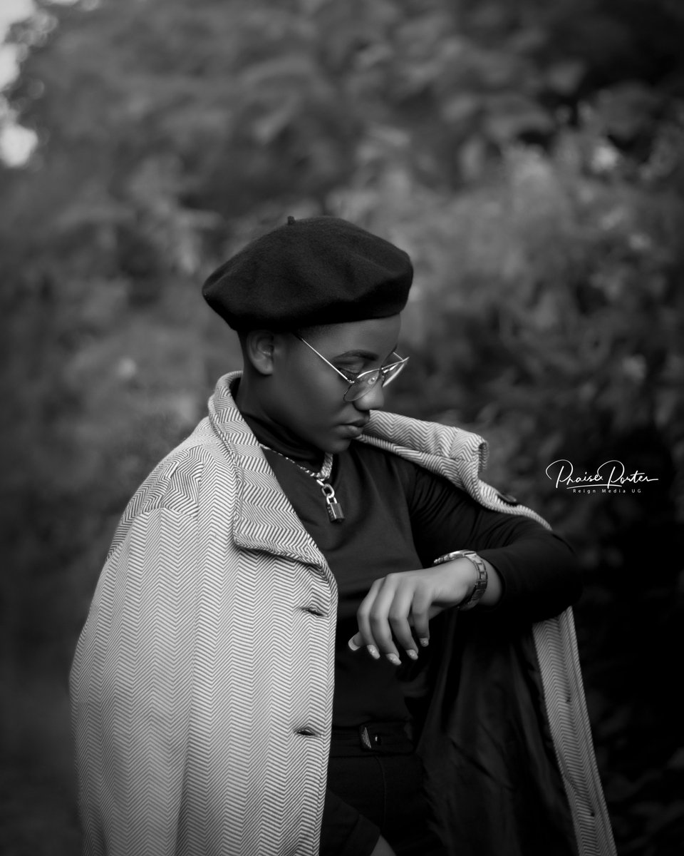 giftedtruthug's tweet photo. Don't let their bad energy drain you. 
Time is too limited for bad vibes!!✌️

#MbagalizaWeekEnunji 👊 
🆕 🎧 🔜 https://t.co/l6Cn83dv4G