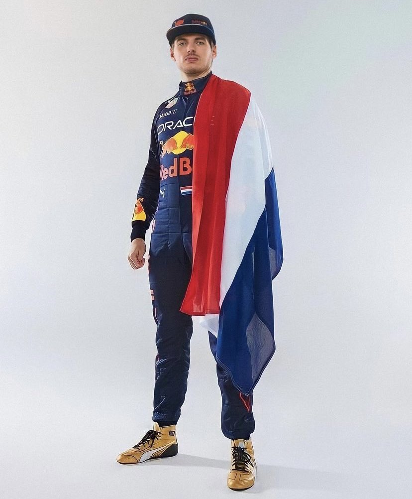 1MightyMax's tweet photo. DutchBoy.🇳🇱 

#MaxVerstappen #F1 #MightyMax https://t.co/Xz29r0E0ZC
