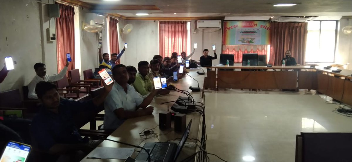 VLE training workshop at Surendranagar District of Gujarat 
<a href="/dintya15/">dinesh tyagi Retd IAS</a> <a href="/CSCGujarat/">CSC Gujarat</a> <a href="/PatankarRishi/">Rishikesh Patankar</a> <a href="/Vipuldeshani/">CSC DM Surendranagar Vipul Deshani</a>