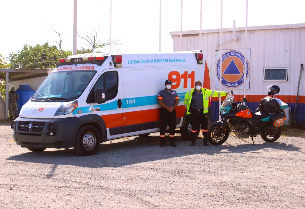 SUME911's tweet photo. Nuestros Técnicos de Urgencias Médicas (TUM) del Centro de Operaciones de Emergencia de Aguadulce, se encuentran preparados hoy, lunes de carnaval, para atender cualquier emergencia que ocurra durante la #OperaciónKairosFaseII https://t.co/C6NsCWLxOM