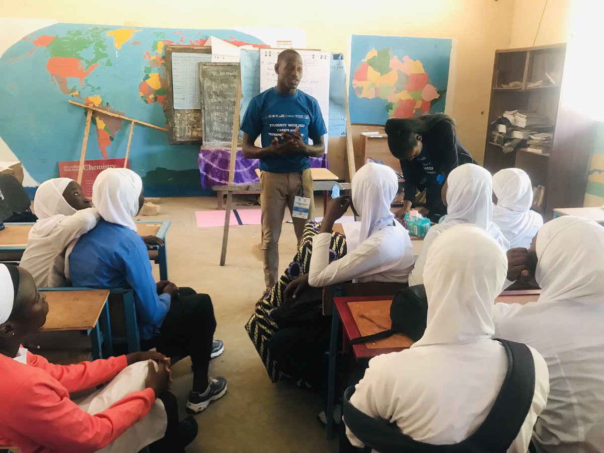 EmessJammeh's tweet photo. #Day9 #SW2022: we were in Kwinella Jnr & Snr Sec. School today to talk to children of childbearing age about Menstural hygiene. And taught them how to show reusable pads. #10Daba https://t.co/5BNzsvfyCK