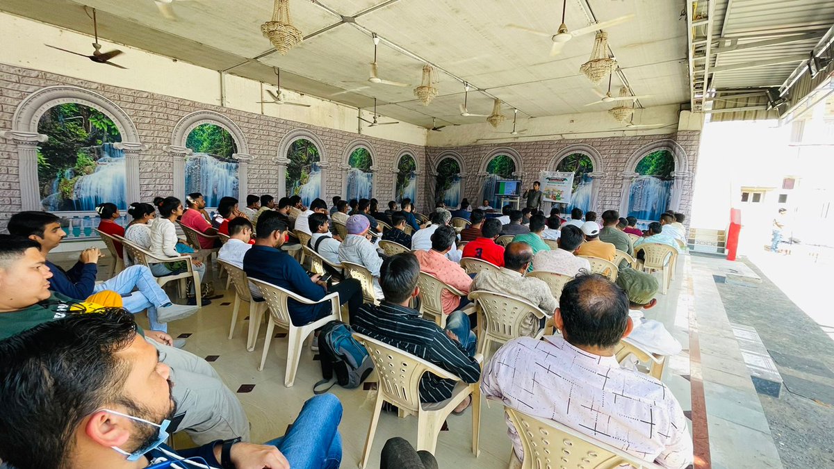 VLE training workshop at Amreli District of Gujarat <a href="/CSCGujarat/">CSC Gujarat</a> <a href="/dintya15/">dinesh tyagi Retd IAS</a> <a href="/PatankarRishi/">Rishikesh Patankar</a> <a href="/AbhayModasiya/">CSC_DM_Amreli Abhay Modasiya</a>