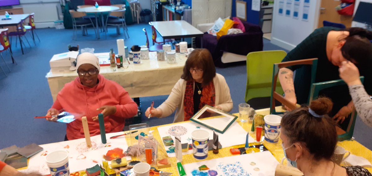 OnePlanetFV's tweet photo. Our OPFV officer, Lesley, was at @RaplochCorner today, thanks for having us! 
Looking forward to the 21st of March for the Fabric upcycling workshop!
#upcycling #EmpoweringCommunities https://t.co/JOQA0cU2ED