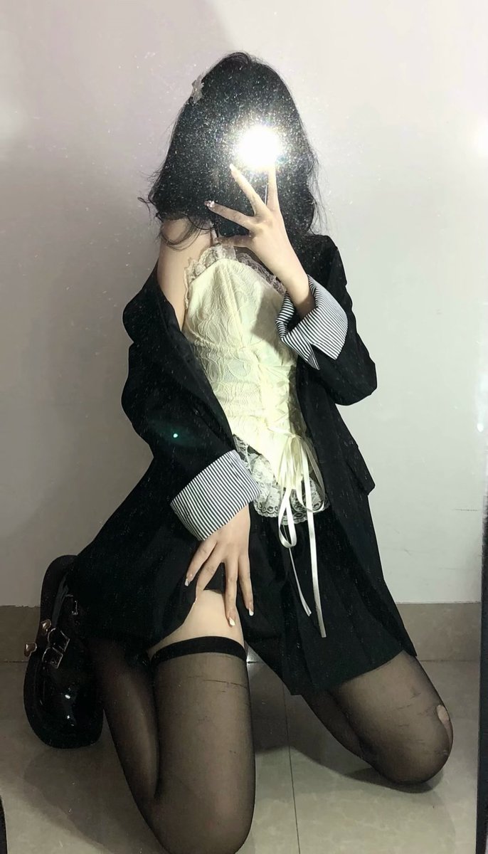 xiaoxionweiniyo's tweet photo. 该更新啦家人们 https://t.co/a0R9firULq