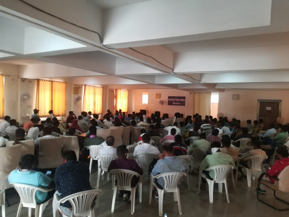 VLE training workshop at Sabarkantha District of Gujarat <a href="/CSCGujarat/">CSC Gujarat</a> <a href="/dintya15/">dinesh tyagi Retd IAS</a> <a href="/PatankarRishi/">Rishikesh Patankar</a> <a href="/DmSavan/">CSC DM Sabarkantha Savan</a>