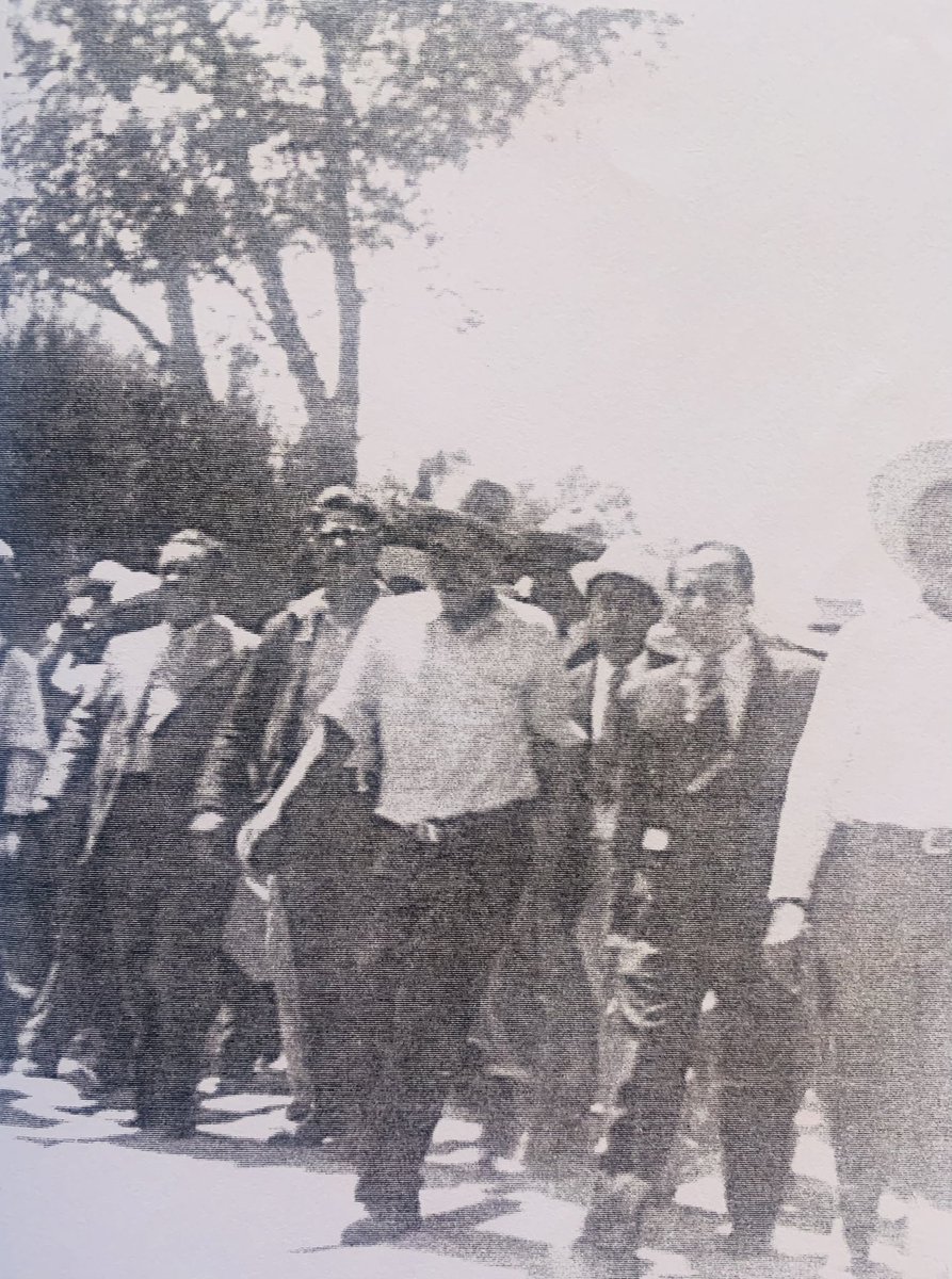 <a href="/MuseoPresidente/">Museo Presidentes</a> <a href="/GobDeCoahuila/">Gobierno de Coahuila</a> <a href="/jorgeabdalas/">Jorge Abdala</a> <a href="/JuanGlz13/">Juan González</a> <a href="/tqflores/">Tizoc QuistianFlores</a> <a href="/ArchivoTRC/">Archivo Municipal de Torreón</a> <a href="/Miviejotorreon/">Mi viejo Torreon.</a> <a href="/urquizano/">Enrique Ramirez Glz</a> <a href="/CoahuilayTexas/">TerritoriodeCoahyTX</a> Aquí en <a href="/ViescaMagico_/">Viesca Pueblo Mágico</a>  año 1937 el Gral. Pedro V. Rodríguez Triana, en su campaña para gobernador del Estado de Coahuila.