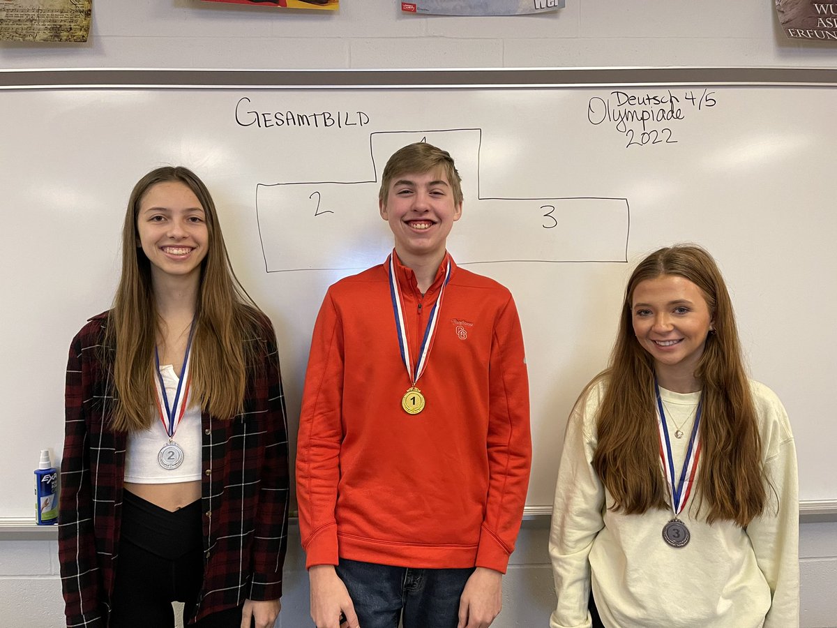 fraugnagy's tweet photo. Medal Ceremony for the German 4/5 2022 Olympics.  Great job guys!  @CenterGroveHS @center_grove https://t.co/1bKxxuN8wA