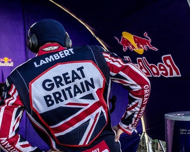 🇬🇧 BACK IN THE UK 🇬🇧 

I’m more than happy to announce that I’ll be participating in Peter Craven memorial 21st March in <a href="/TheAces/">Belle Vue Speedway</a> ♣️ Can’t wait to be back on the world champions track racing in my home land Britain and in front of British fans again 🔥

#rlr505