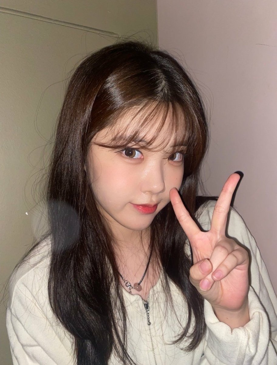 cha_ewxn's tweet photo. #누구보다_빠른_3월_최애_선점

윤채원 https://t.co/VwnFG5T5fK