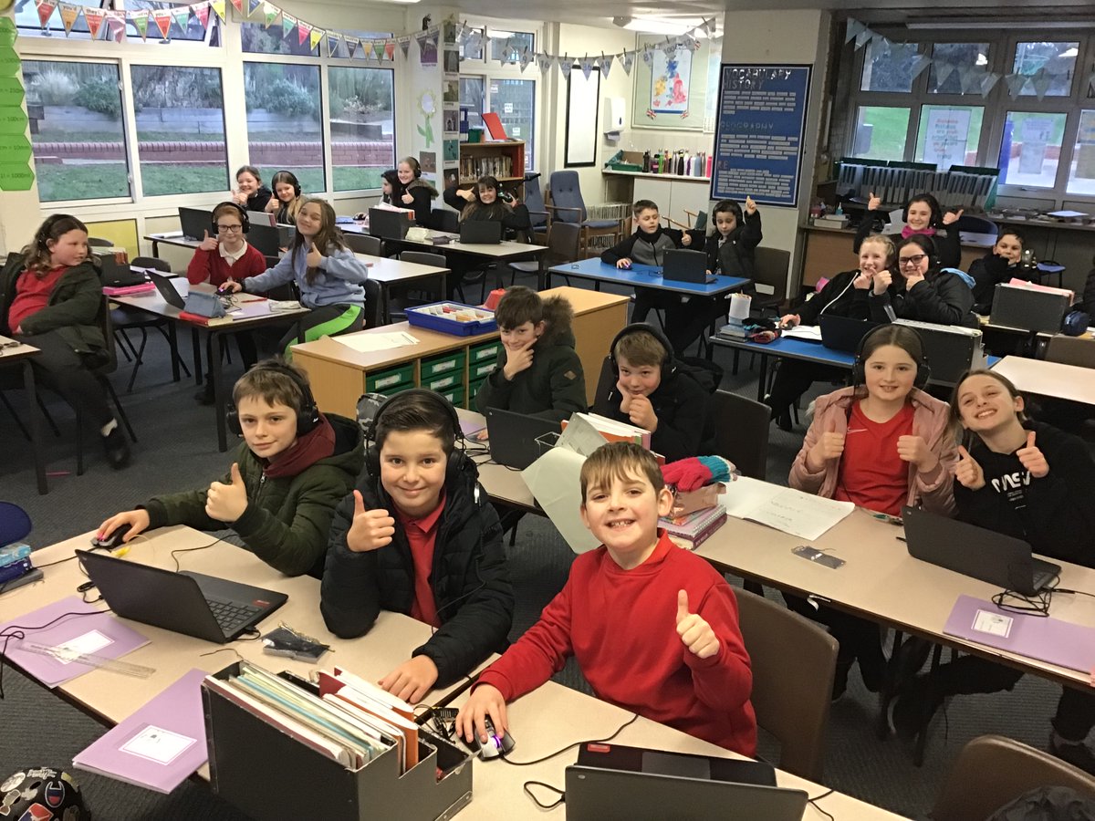 RArkenstall's tweet photo. A huge thanks to the fantastic people @Horizon_RMS for donating headphones, mice and keyboards to our school. They're being used well throughout all the classes and they're certainly helping with our computing lessons :). https://t.co/q3S8pXL4RG https://t.co/HScU2xa1AM