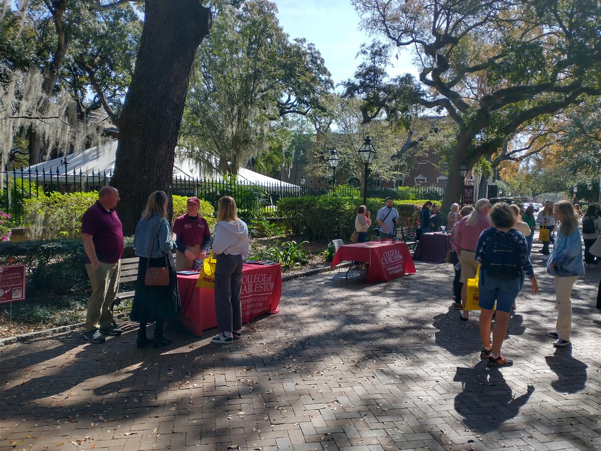 CofCSNES's tweet photo. We were excited to meet new Cougars this past Saturday at Accepted Students Day. Faculty from all SSM departments were on hand to showcase our majors. #cofcssm https://t.co/W3cmXqQgxB